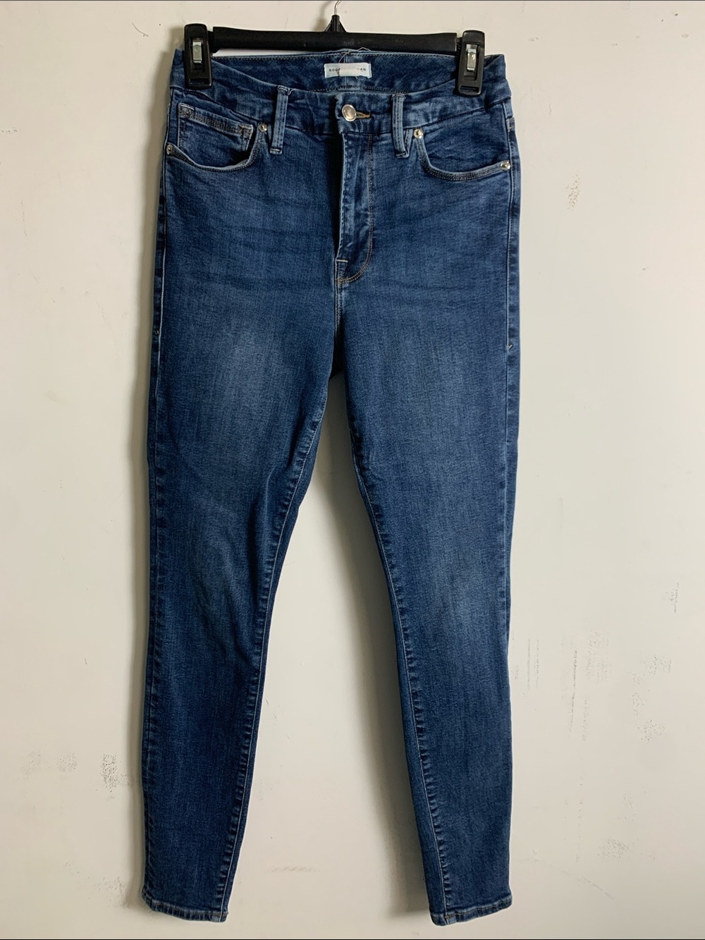 Good American Skinny Jeans in Dark Blue Wash